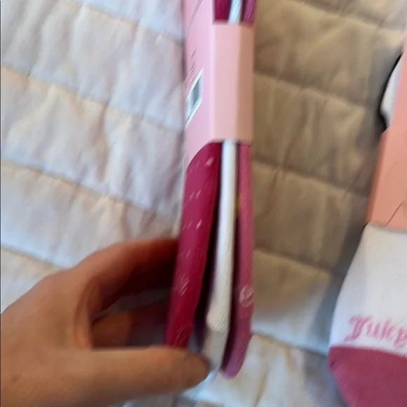 Juicy Couture Pink No-Show Socks - Picture 6 of 7